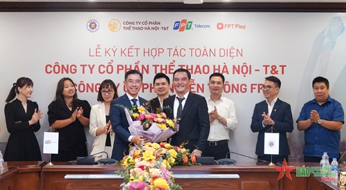 Hà Nội FC cùng FPT Play hợp tác đẩy mạnh thương hiệu